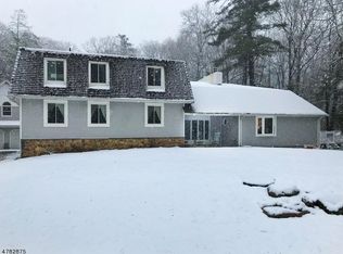 320 Ridge Rd, West Milford, NJ 07480