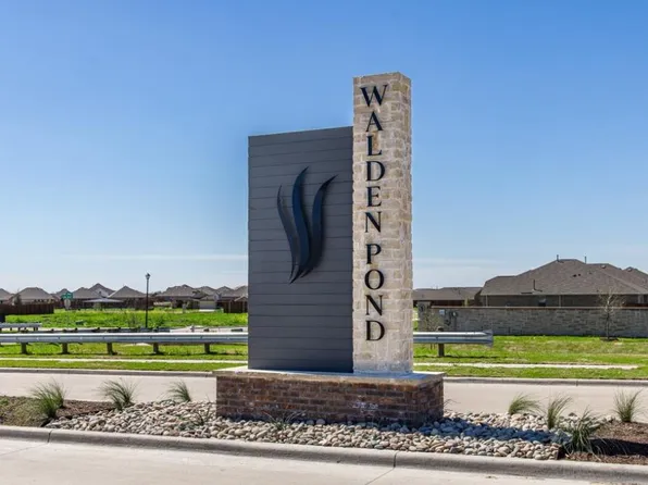 2902 Hanscom St, Forney, TX