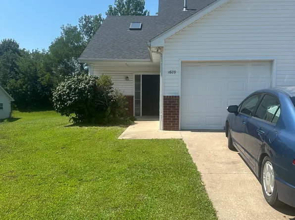 1609 Hershey Ct, Columbia, MO 65202