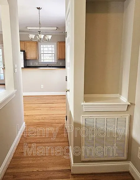 121 Rushing Wind Way — Photo 4