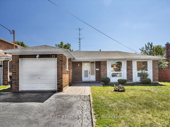 27 Villata Gdns, Toronto, ON M3J 1J7