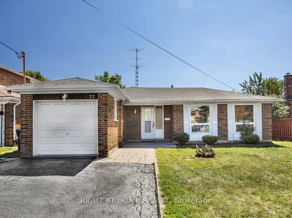 27 Villata Gdns, Toronto, ON M3J 1J7