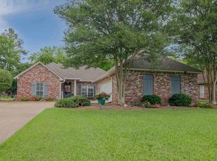 7455 Pecan Grove Dr, Denham Springs, LA 70726