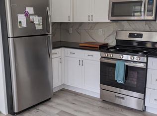 31 Oliver St APT 1, Milford, MA 01757