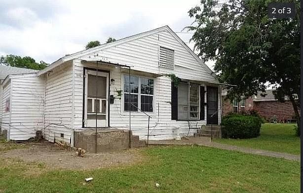 2nd image of 1532 Whitaker Ave #2