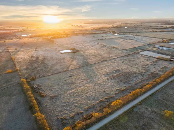 1928 County Road 218, Gainesville, TX 76240