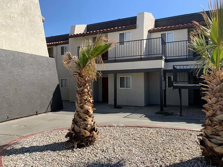 11200 Vintage Rd — Photo 8