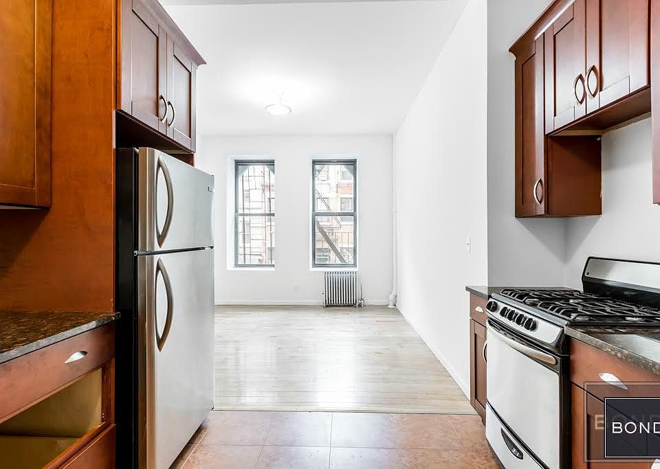 1st image of 61 E 3rd St APT 4