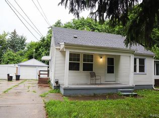 21640 Sunnyview Ave, Clinton Township, MI 48035