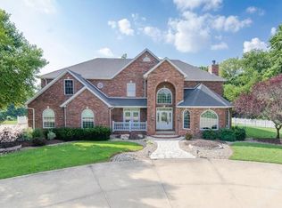 3 Jones Way, Wood River, IL 62095