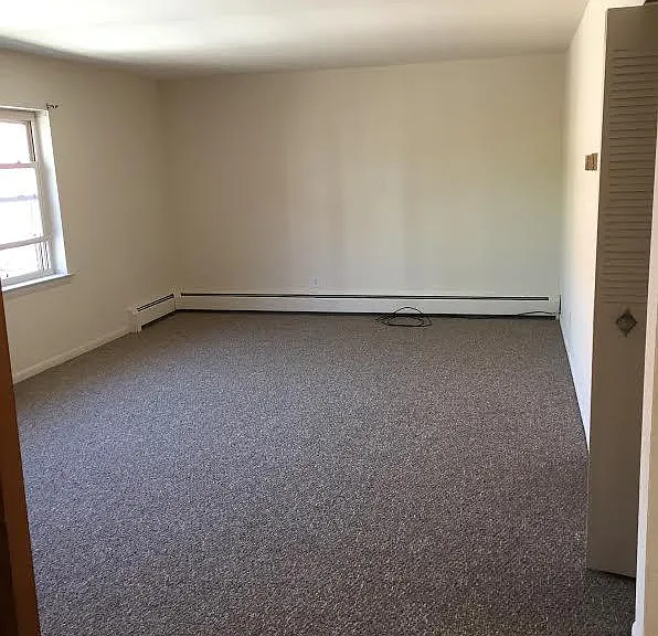 82 Fairview Ave #3 — Photo 3