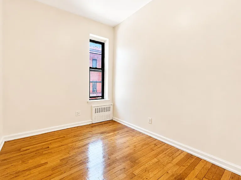 973 Aldus St #2D — Photo 4