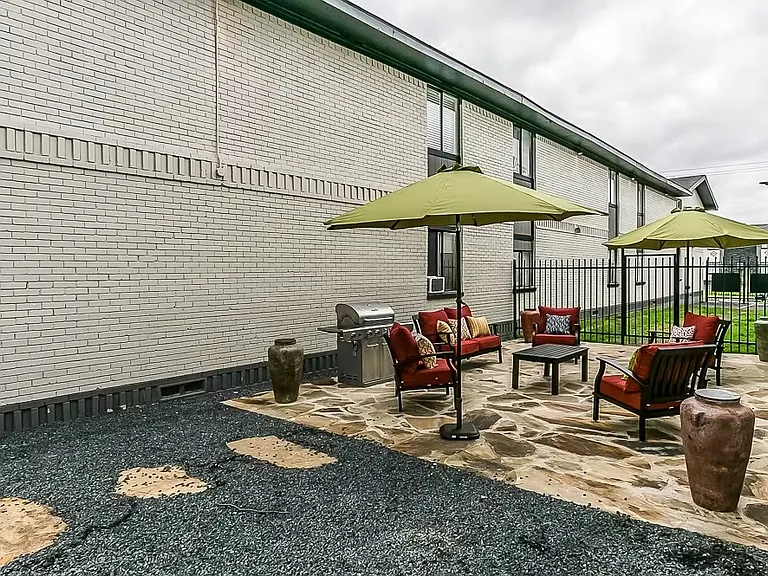 1512 Annex Ave — Photo 2