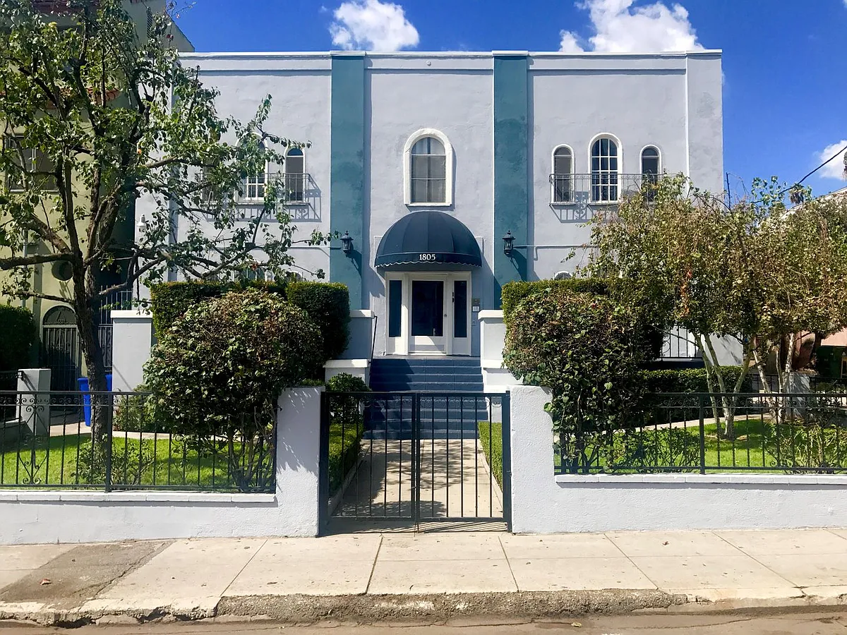 Building Photo - 1805 N Kingsley Dr