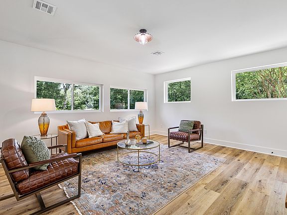 5th image of 2501 Katherine Dr