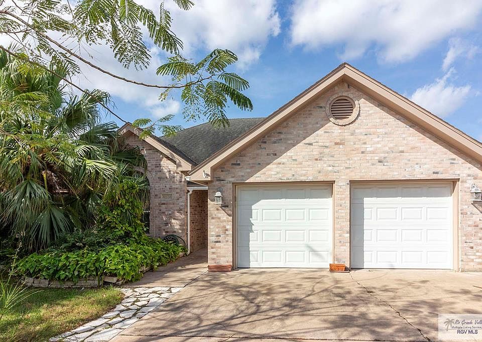 1st image of 4931 Daffodil Dr
