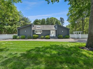 57 Bellows Terrace Rd, Hampton Bays, NY 11946