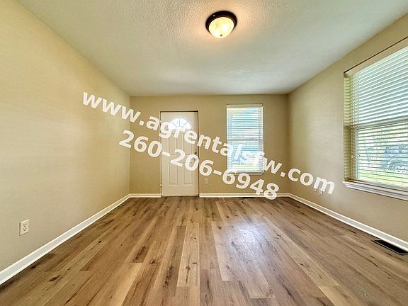 3rd image of 337 Lincoln St