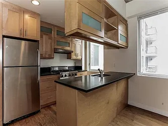 Rented by Warburg