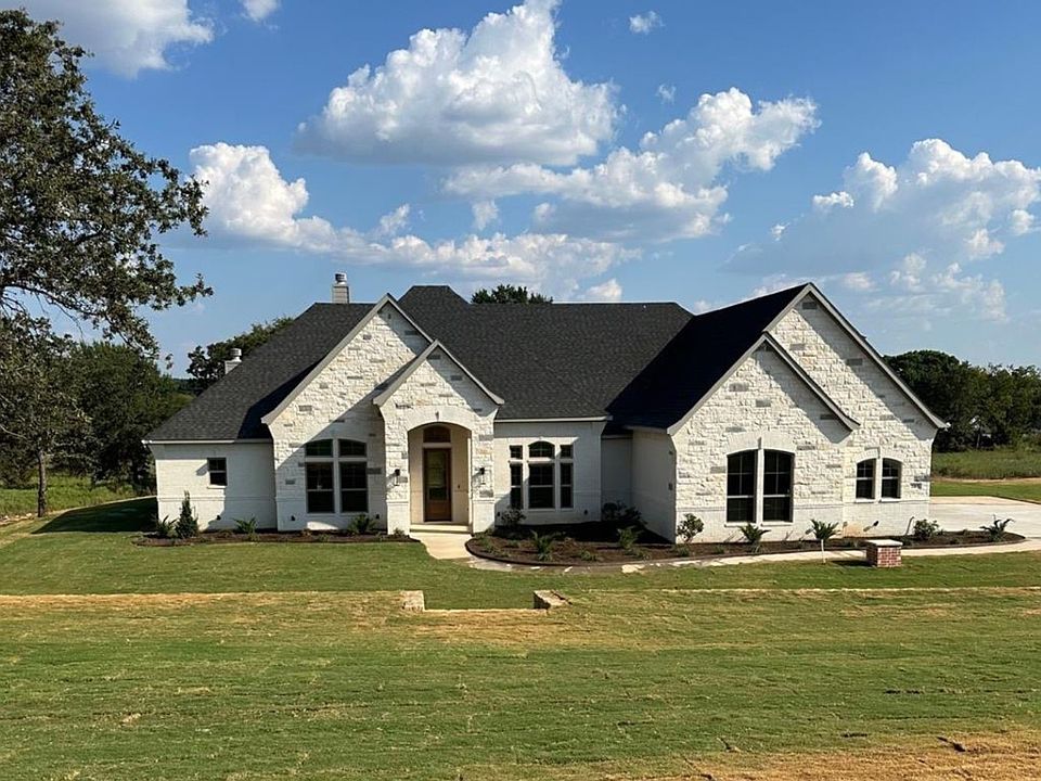 1st image of 1009 Old Oaks Ct