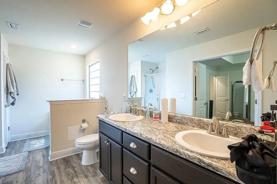 3 bed, 1541 sqft, $2,200 — Photo 3