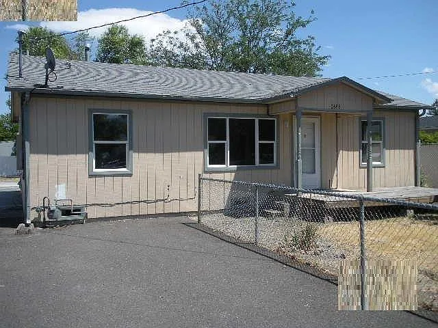 2690 Connell Ave photo 1