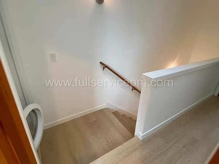 210 Boston St #B — Photo 23