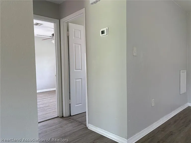 3127 King Dr — Photo 5