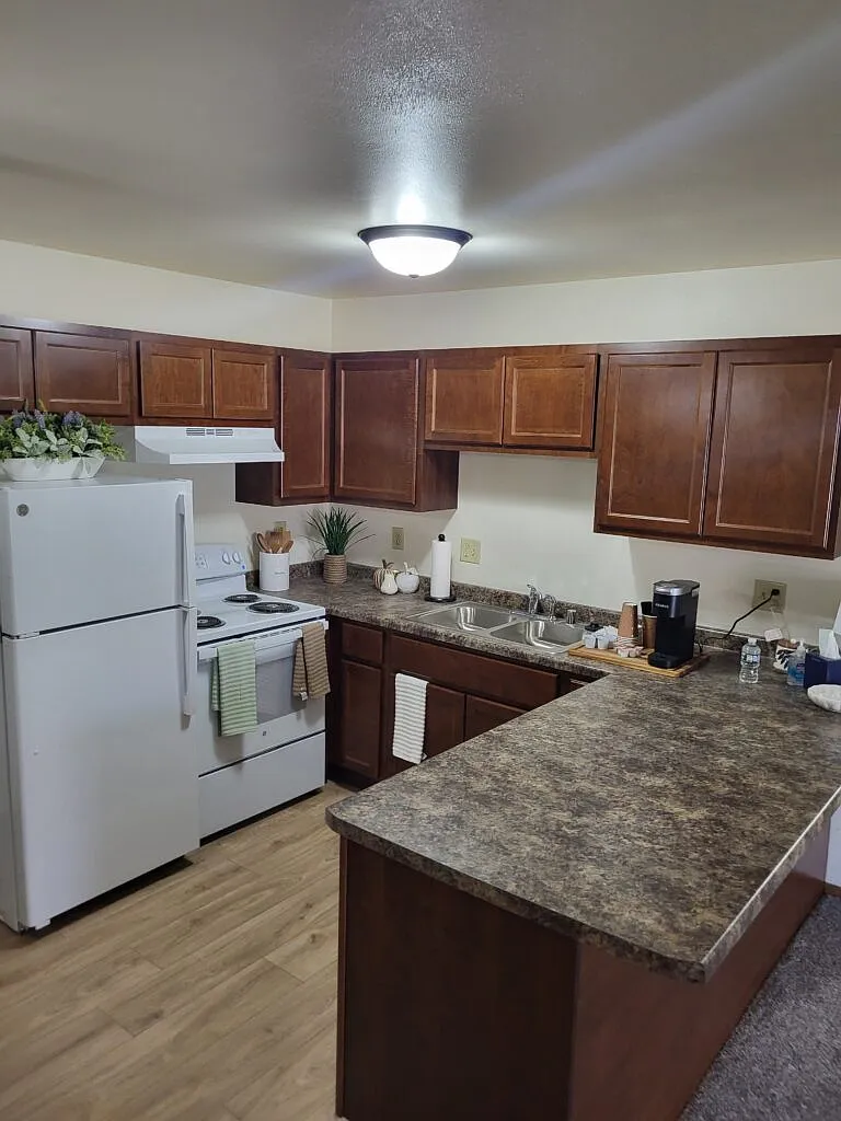 1 bed, $1,099 — Photo 2