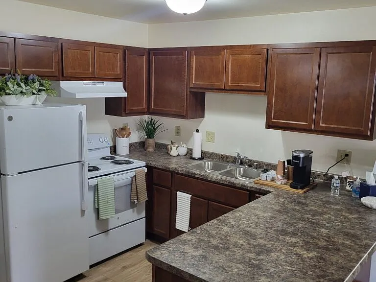 3308 E Canary St #7 — Photo 2