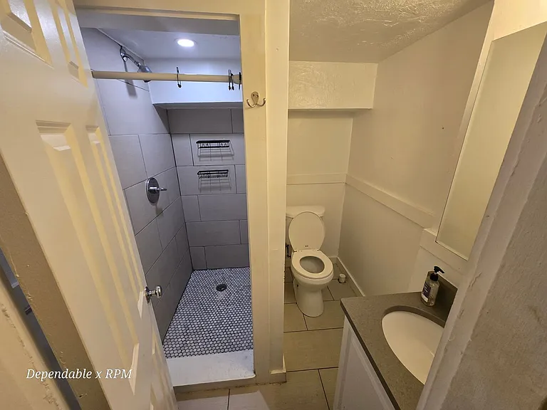 86 Charles Street — Photo 7
