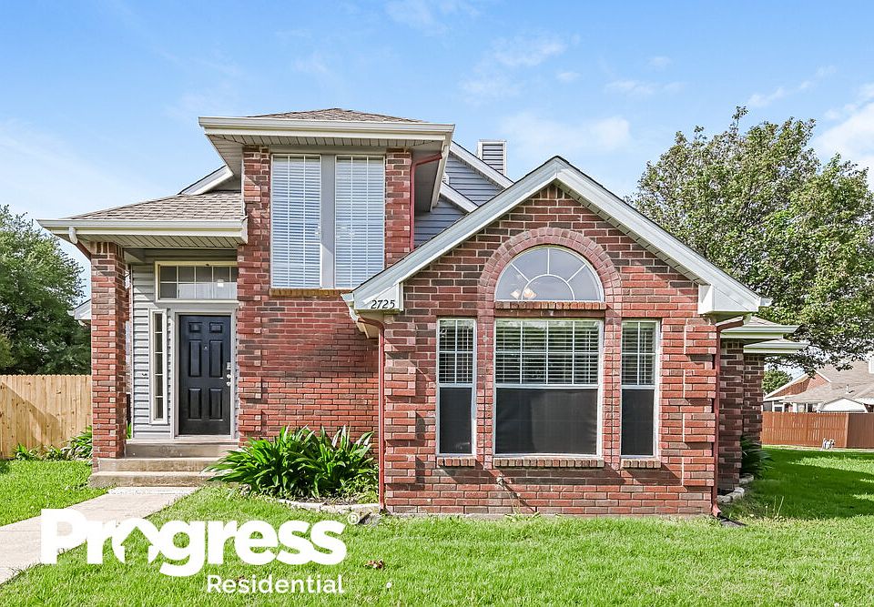 1st image of 2725 Park Valley Dr