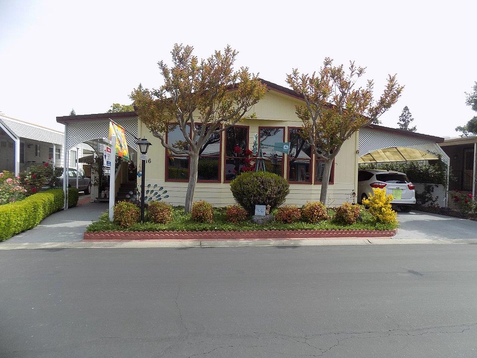 1st image of 16 Walnut Dr #16