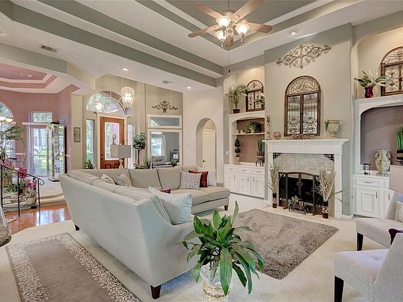 5th image of 502 Monarch Oak Dr