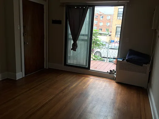 Rented by Amorelli Realty | media 13