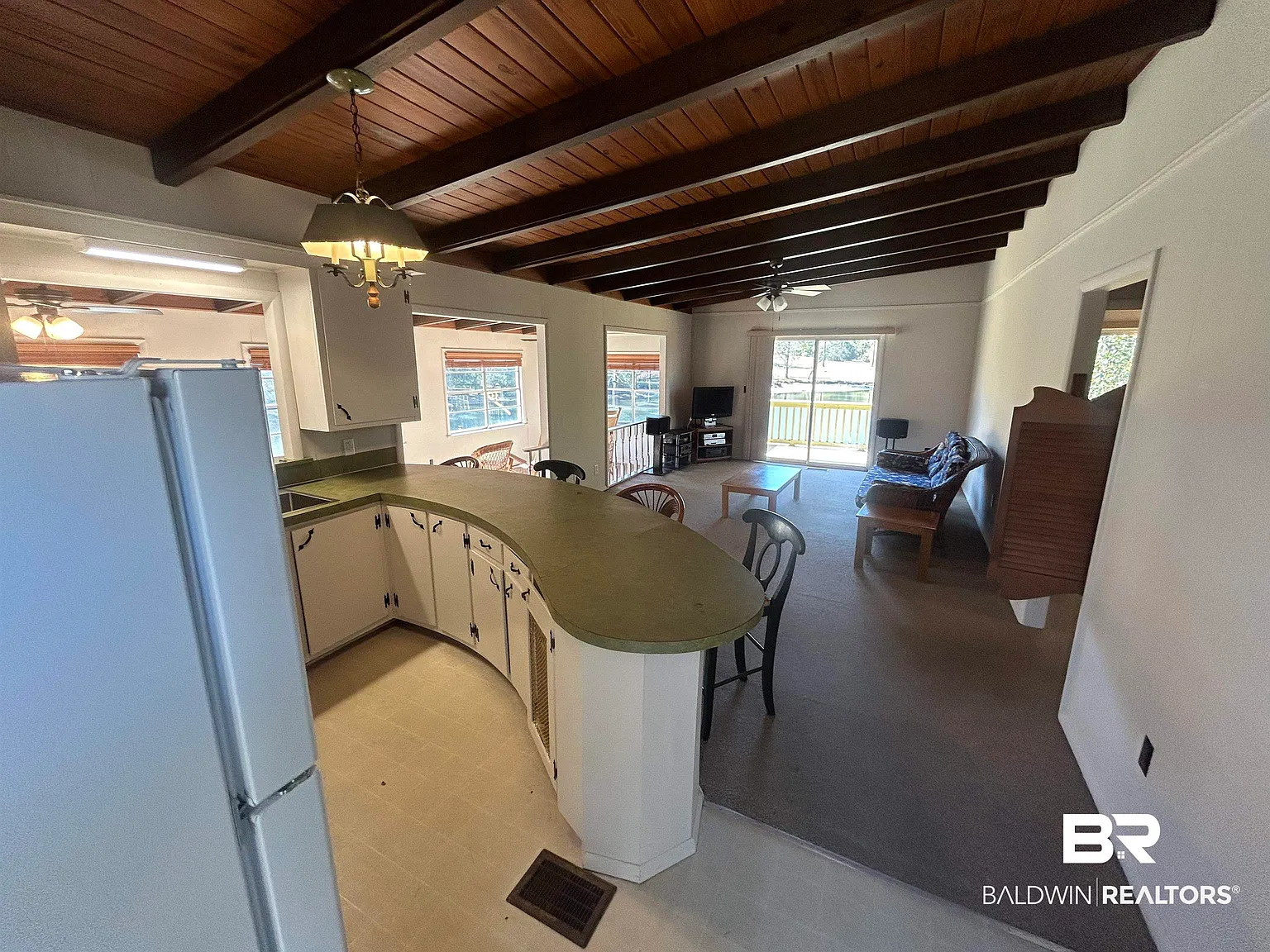 2 bed, 1.0 bath, 1178 sqft, $2,500 — Photo 4