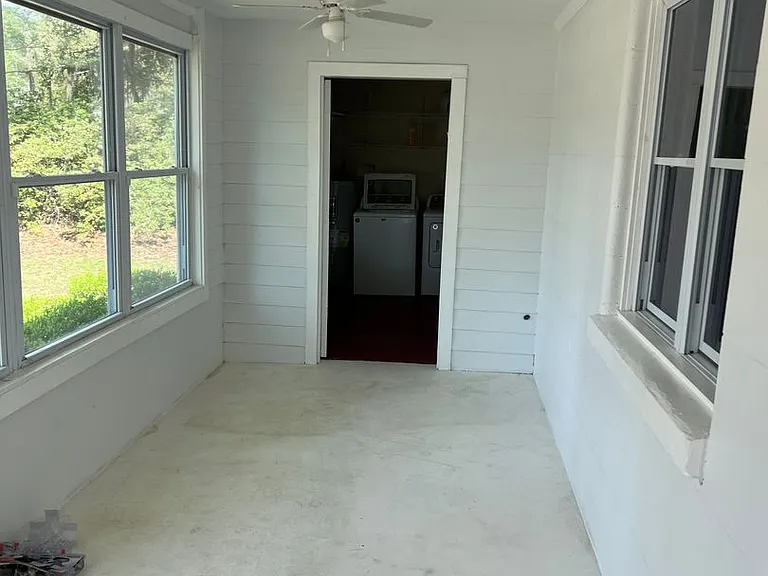 1835 Hodgeville Rd — Photo 10