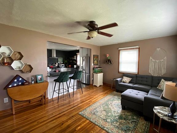 5th image of 4115 Winterringer St