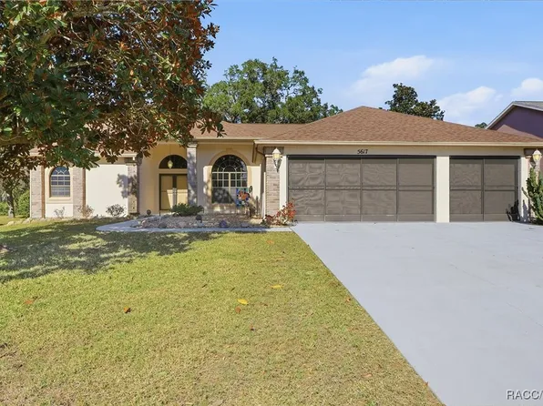 5617 W Hunters Ridge Cir, Lecanto, FL 34461
