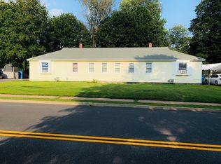 53 Waddell Rd, Manchester, CT 06040