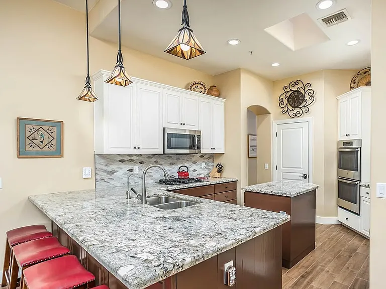 8331 E Cactus Wren Rd — Photo 8