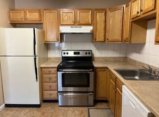 2K Dennison Dr, East Windsor, NJ 08520