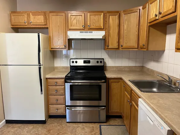 2K Dennison Dr, East Windsor, NJ 08520