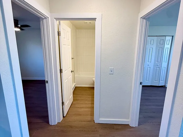 4950-4956 Basswood Dr — Photo 17