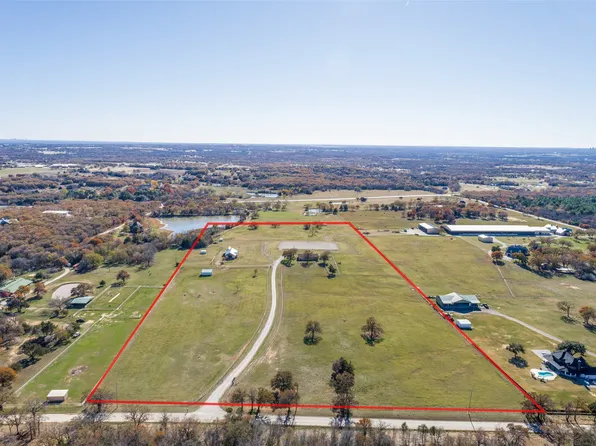 11176 Merrill Rd, Pilot Point, TX 76258