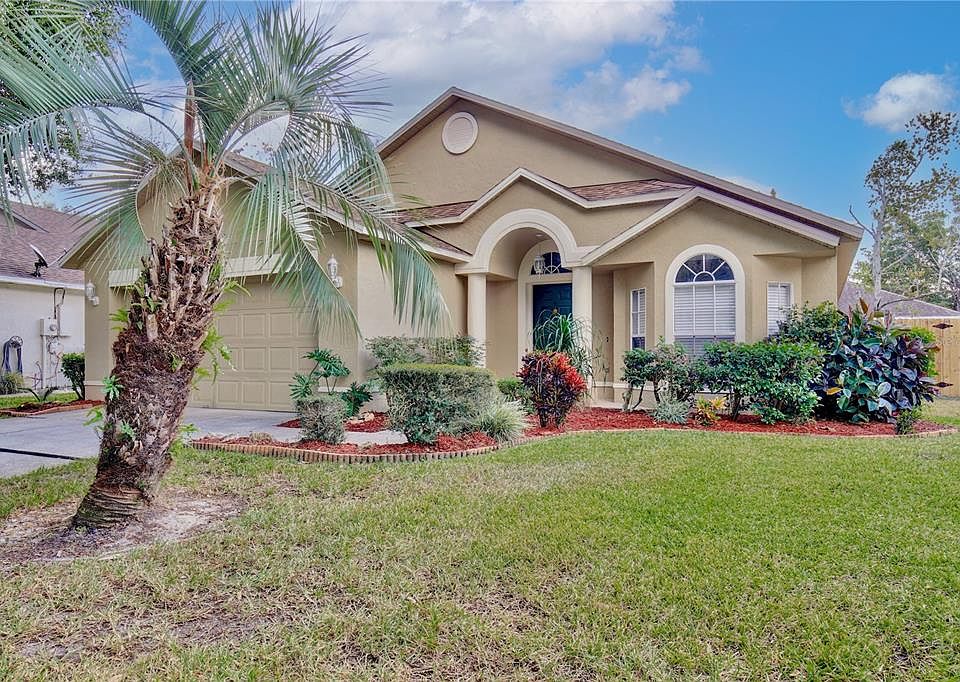 1st image of 86 Lancer Oak Dr