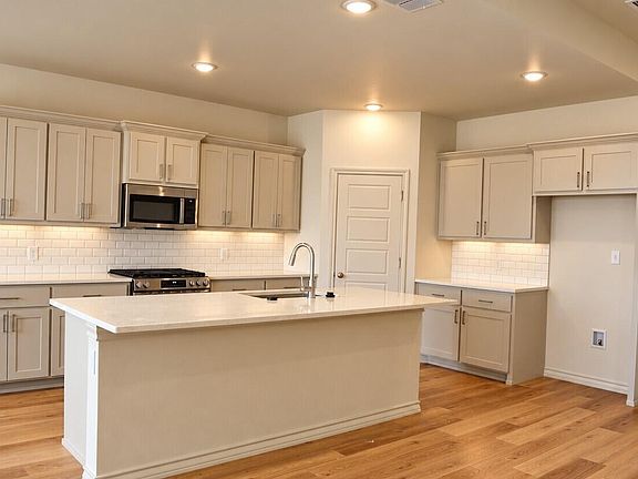 3rd image of 7037 25th St