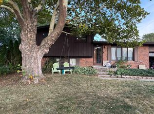 5409 Durwood Dr, Swartz Creek, MI 48473