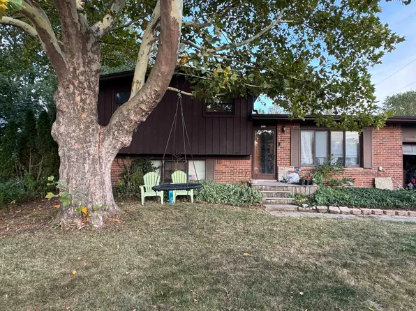 5409 Durwood Dr, Swartz Creek, MI 48473