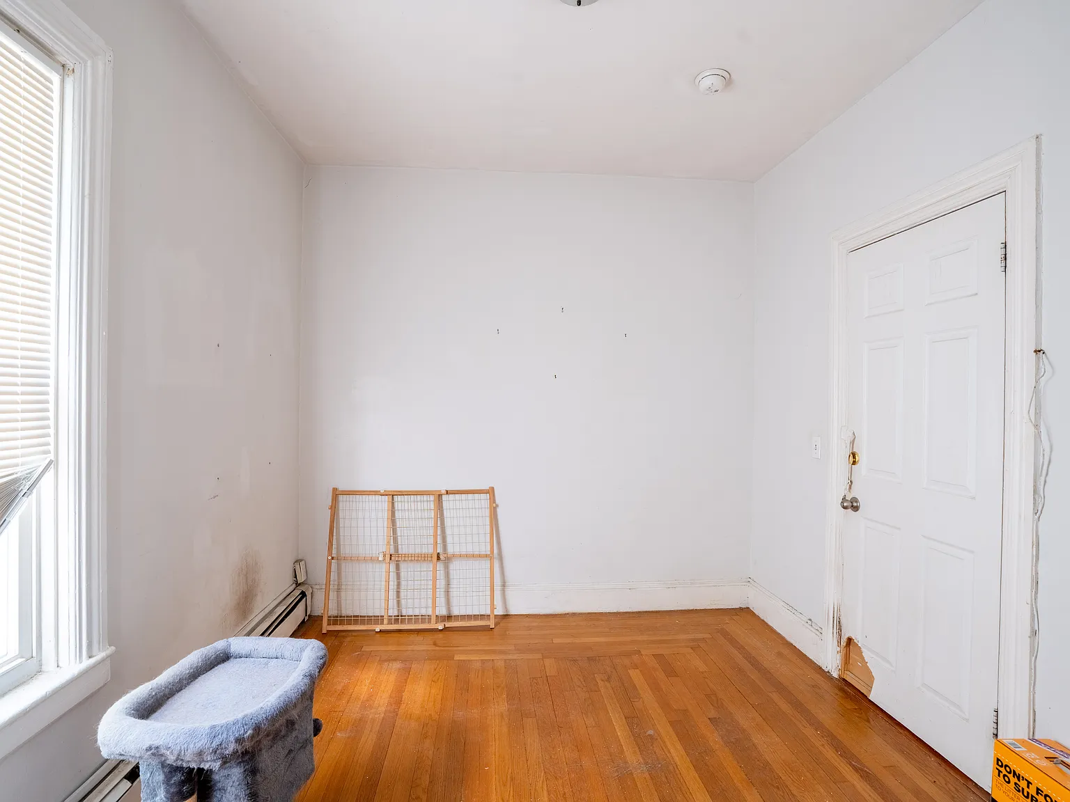 3 bed, 1143 sqft, $2,200 — Photo 4